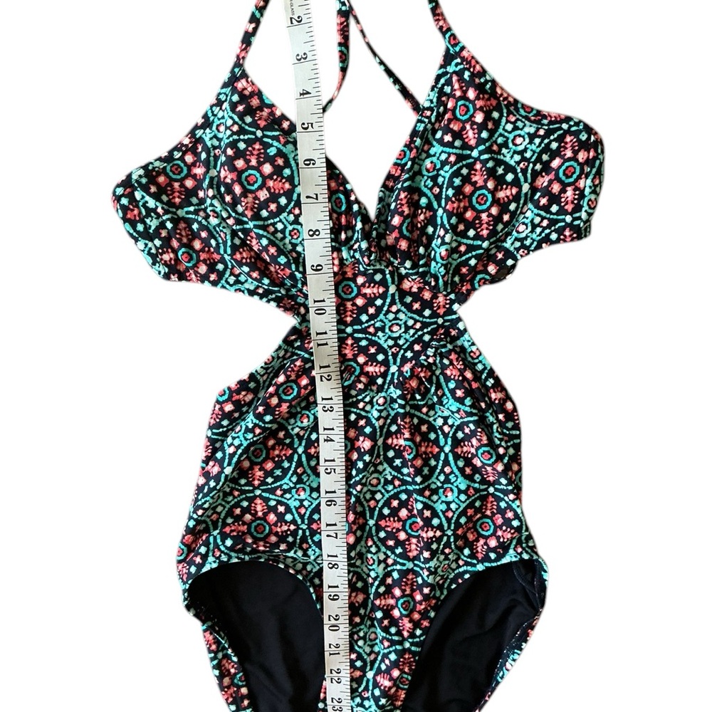 Michael Kors Cutout One Piece Swimsuit Size 8 - Picture 8 of 8
